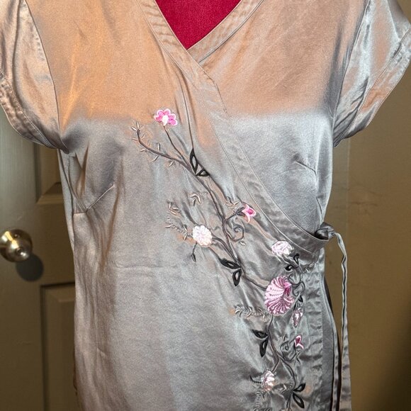 Kensie Silk Blouse Top SIlver Size 12 L - Picture 8 of 11
